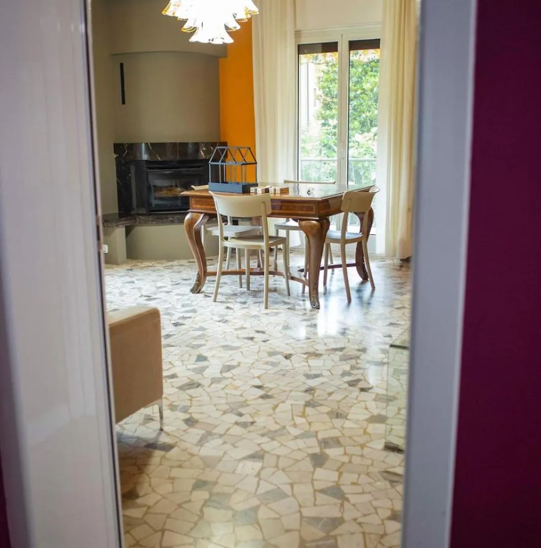 La Casa Di Giulia, Trilocale Con Balcone E Giardino Apartment Brescia Italy