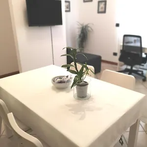 - Centro - Parcheggio Privato Brescia